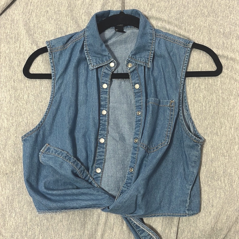 Cropped Denim Vest